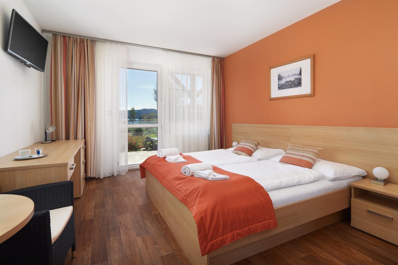 Hotel Albatros Přední Výtoň Exterior foto