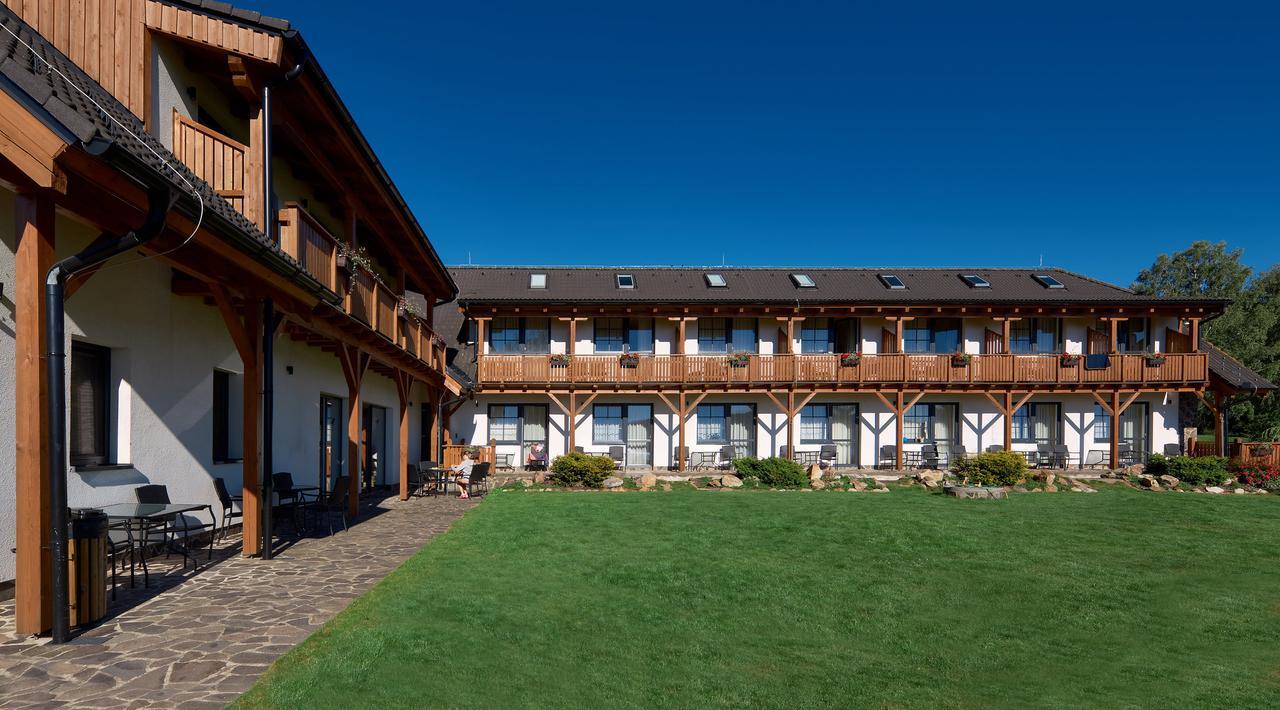Hotel Albatros Přední Výtoň Exterior foto